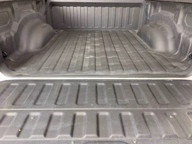 2022 Bright White Clearcoat Ram 1500 Laramie 4X4 Truck