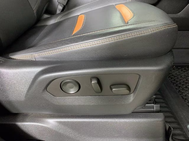 2022 Summit White GMC Sierra 1500 AT4 4X4 Truck
