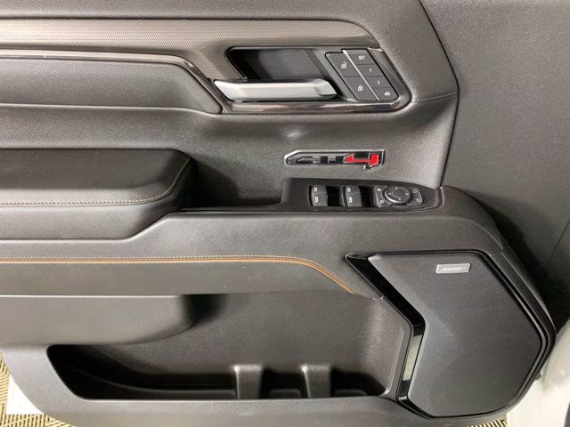2022 Summit White GMC Sierra 1500 AT4 4X4 Truck