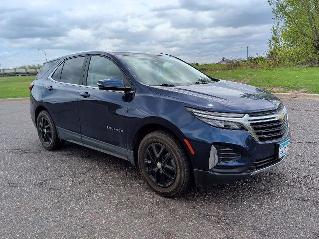 2022 Blue Glow Metallic Chevrolet Equinox LT AWD SUV