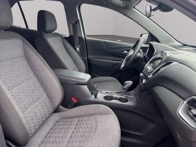 2022 Blue Glow Metallic Chevrolet Equinox LT AWD SUV