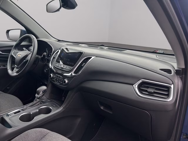 2022 Blue Glow Metallic Chevrolet Equinox LT AWD SUV