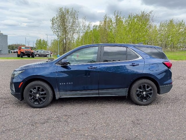 2022 Blue Glow Metallic Chevrolet Equinox LT AWD SUV