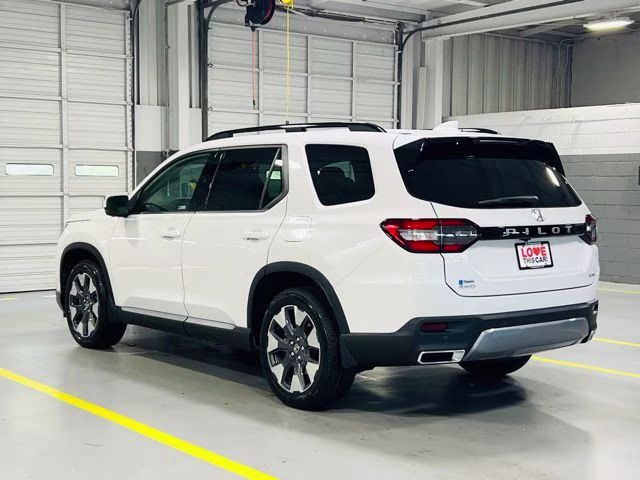 2026 Platinum White Pearl Honda Pilot Elite AWD SUV