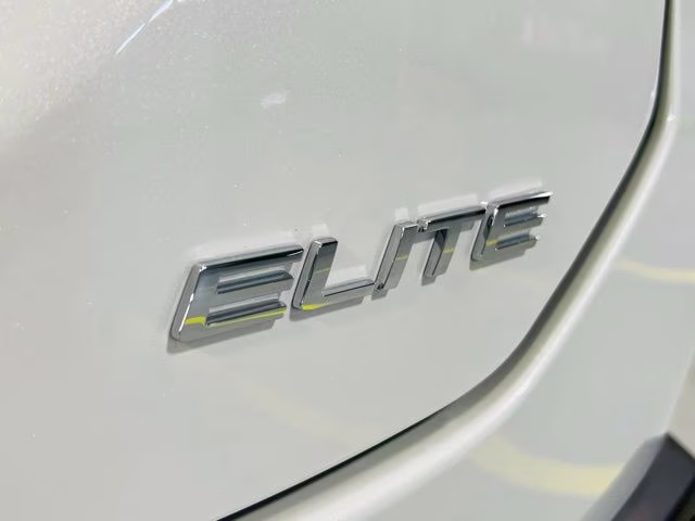 2026 Platinum White Pearl Honda Pilot Elite AWD SUV