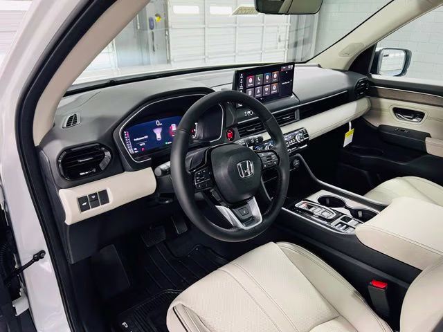 2026 Platinum White Pearl Honda Pilot Elite AWD SUV