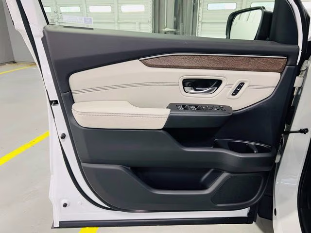 2026 Platinum White Pearl Honda Pilot Elite AWD SUV