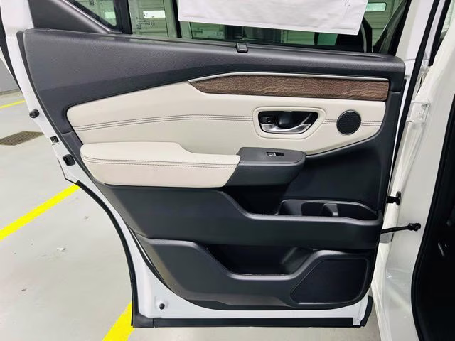 2026 Platinum White Pearl Honda Pilot Elite AWD SUV