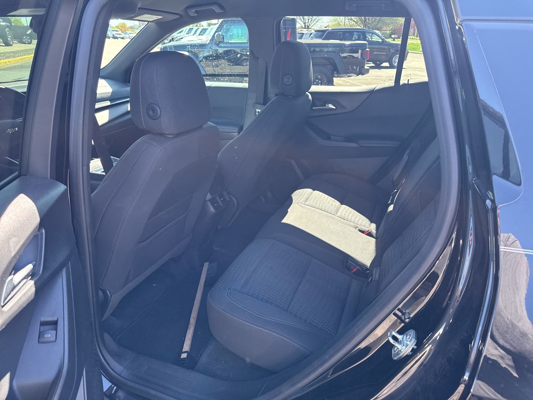 2025 Mosaic Black Metallic Chevrolet Equinox LT AWD SUV