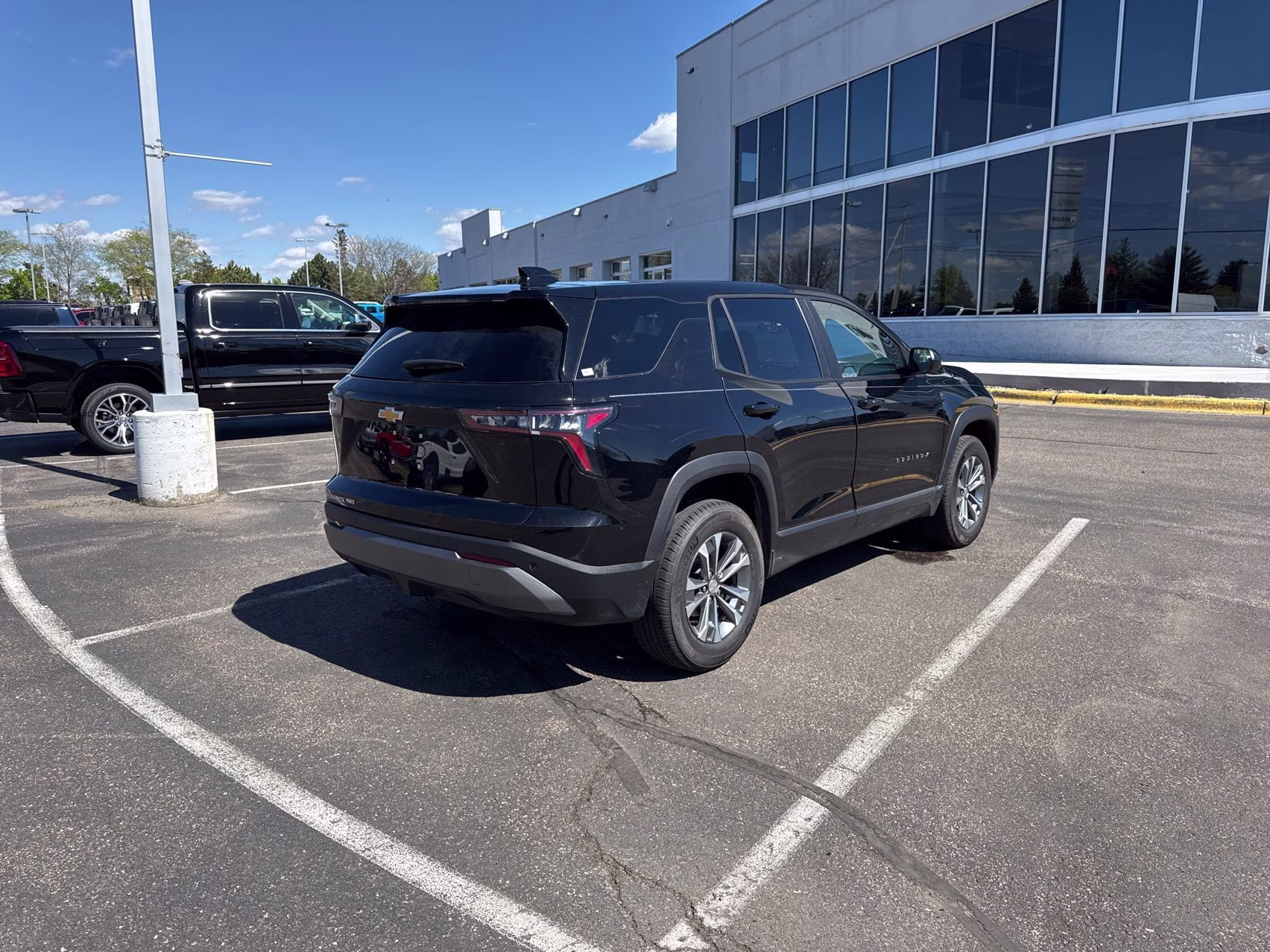 2025 Mosaic Black Metallic Chevrolet Equinox LT AWD SUV