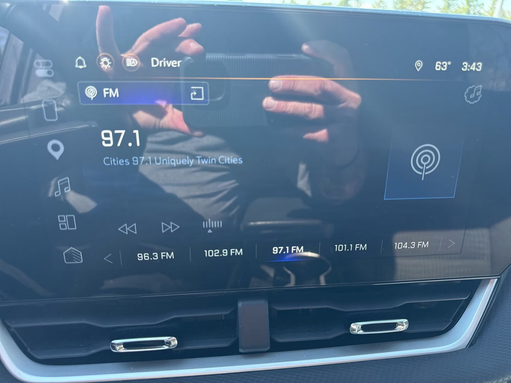 2025 Lakeshore Blue Metallic Chevrolet Equinox LT AWD SUV