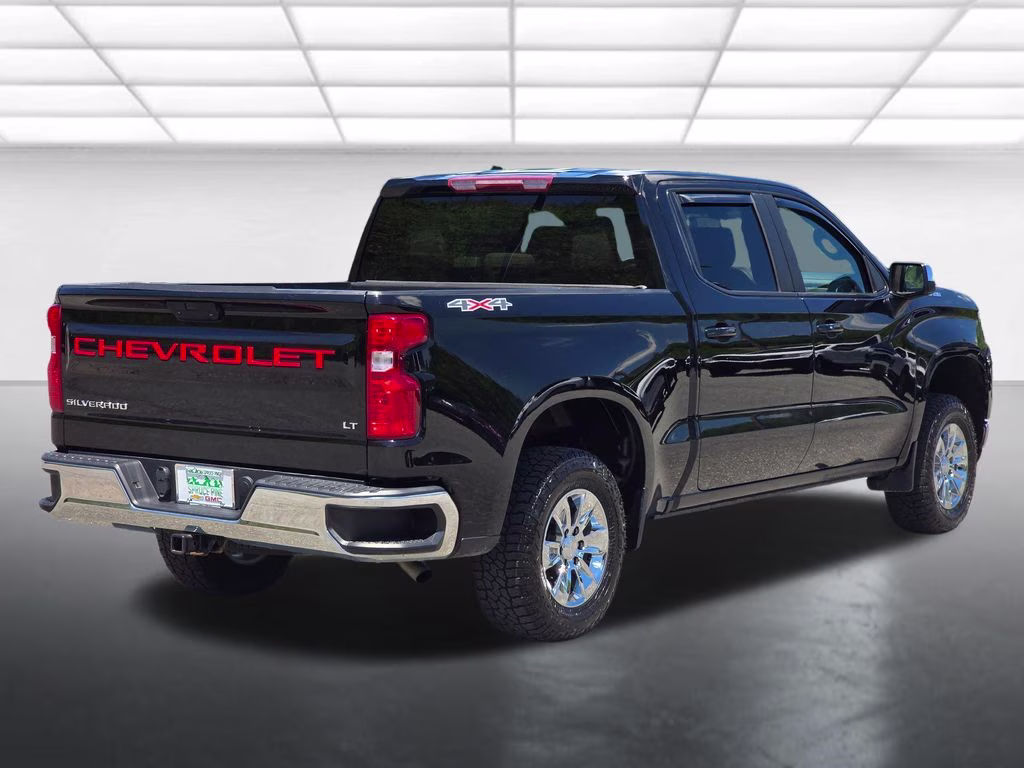 2022 Black Chevrolet Silverado 1500 LTD LT 4X4 Truck