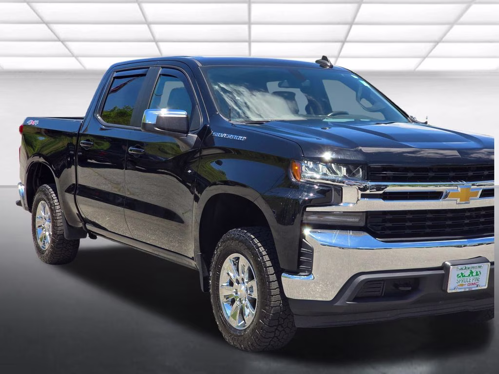 2022 Black Chevrolet Silverado 1500 LTD LT 4X4 Truck