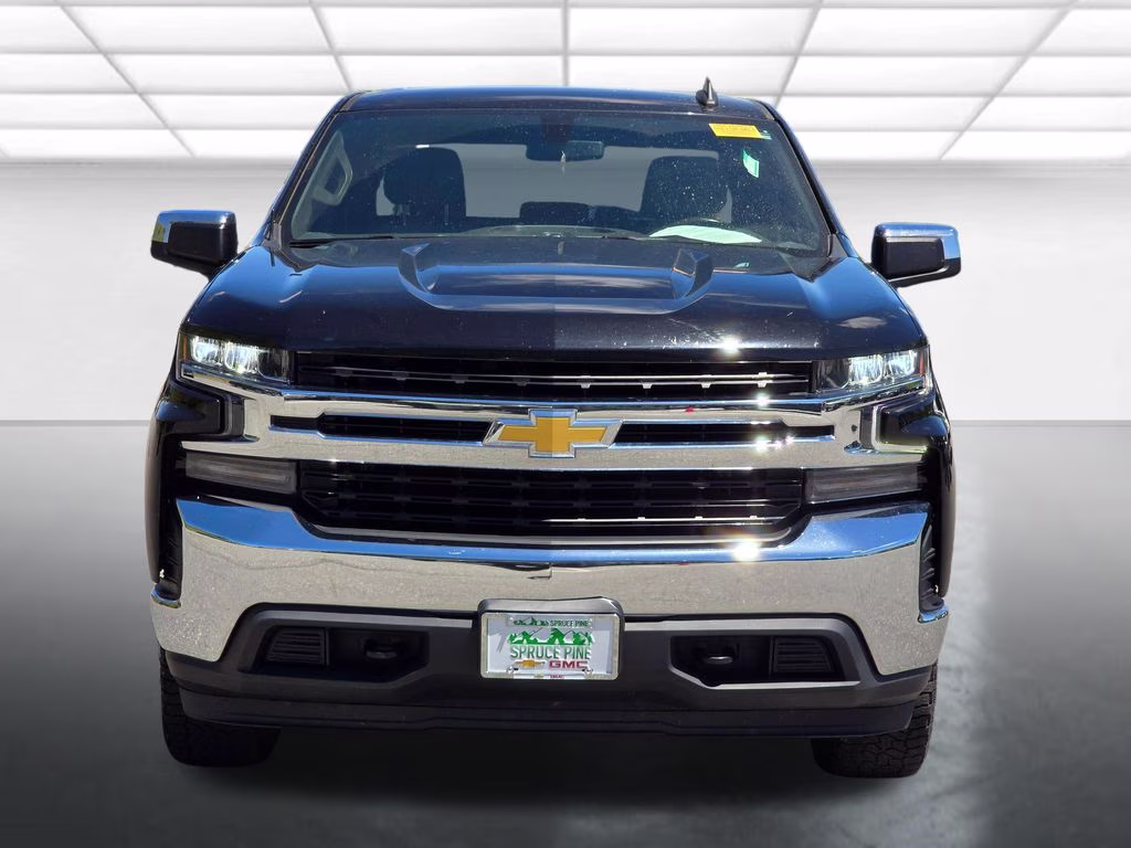 2022 Black Chevrolet Silverado 1500 LTD LT 4X4 Truck