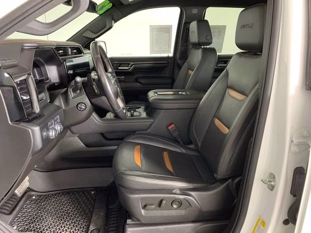 2022 Summit White GMC Sierra 1500 AT4 4X4 Truck