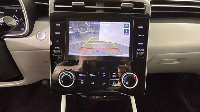 2023 Shimmering Silver Hyundai Tucson SEL FWD SUV