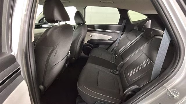 2023 Shimmering Silver Hyundai Tucson SEL FWD SUV