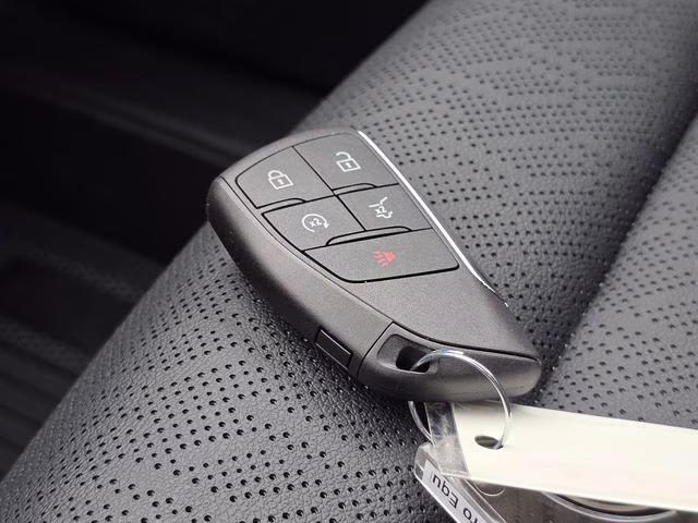 2026 Mosaic Black Metallic Chevrolet Equinox LT FWD SUV