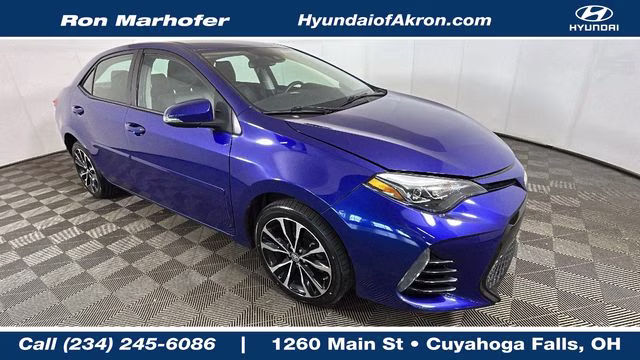 2018 Blue Toyota Corolla SE FWD Sedan