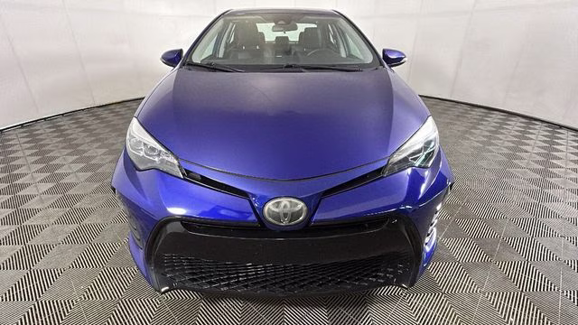 2018 Blue Toyota Corolla SE FWD Sedan