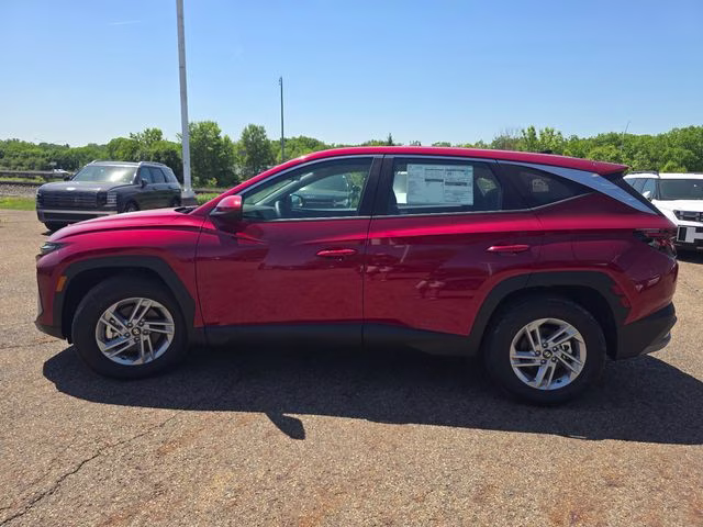 2026 Ultimate Red Hyundai Tucson SE FWD SUV