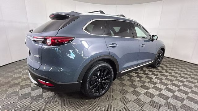 2022 Polymetal Gray Metallic Mazda CX-9 Carbon Edition AWD SUV