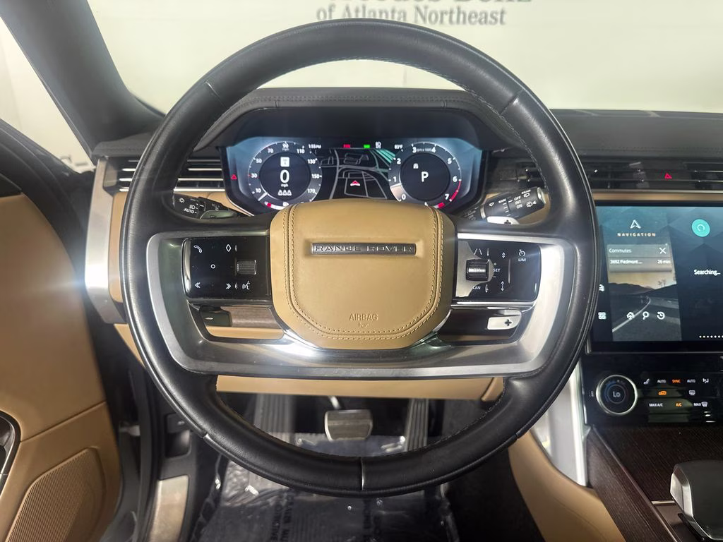 2023 Hakuba Silver Metallic Land Rover Range Rover SE AWD SUV