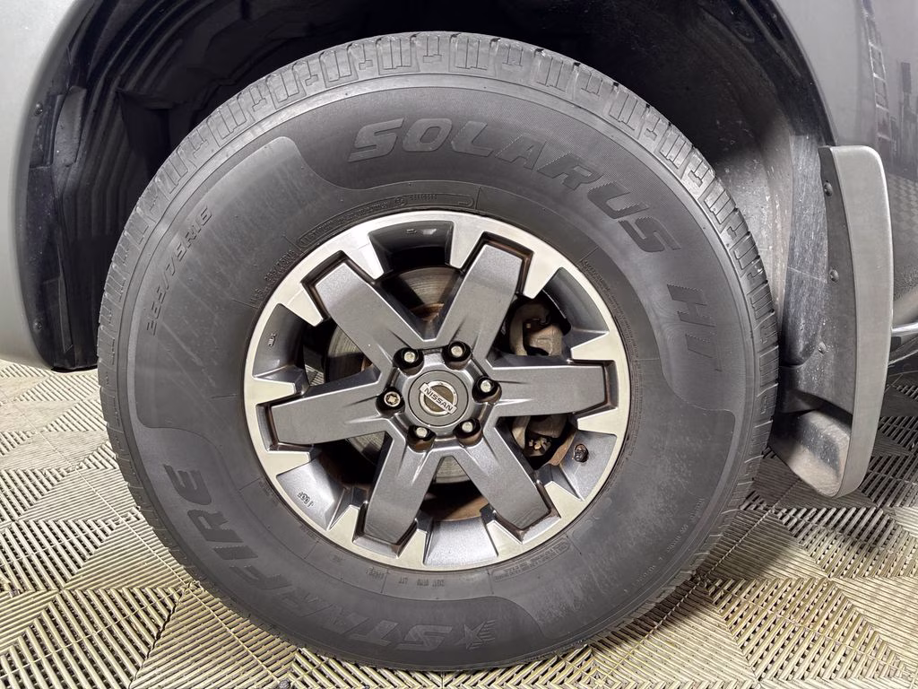 2014 Night Armor Pearl/Mica Nissan Xterra PRO-4X 4X4 SUV