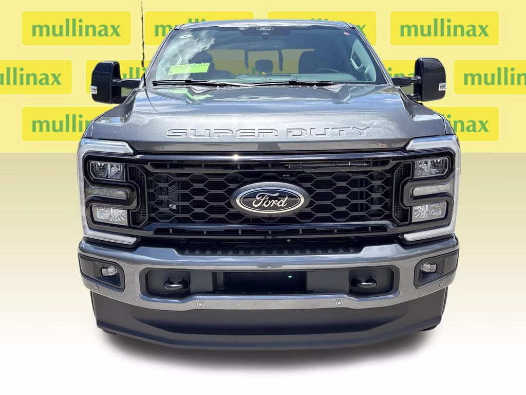 2026 Gray Metallic Ford Super Duty F-250 SRW Lariat 4X4 Truck