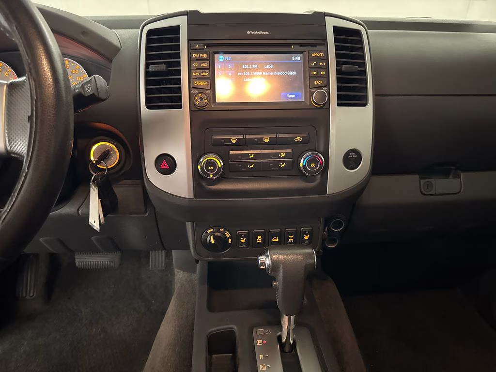 2014 Night Armor Pearl/Mica Nissan Xterra PRO-4X 4X4 SUV