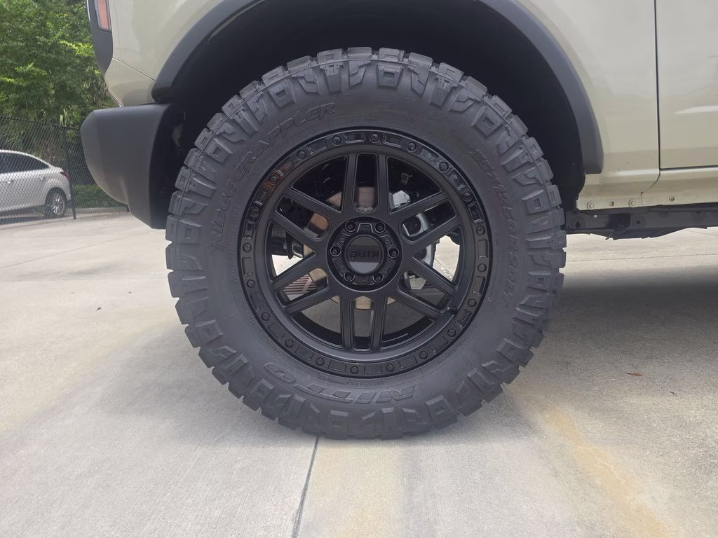 2026 Desert Sand Ford Bronco Big Bend 4X4 SUV