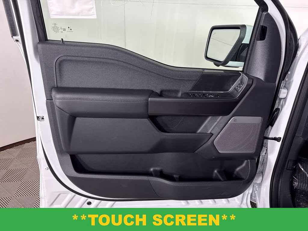 2026 Oxford White Ford F-150 Lariat RWD Truck