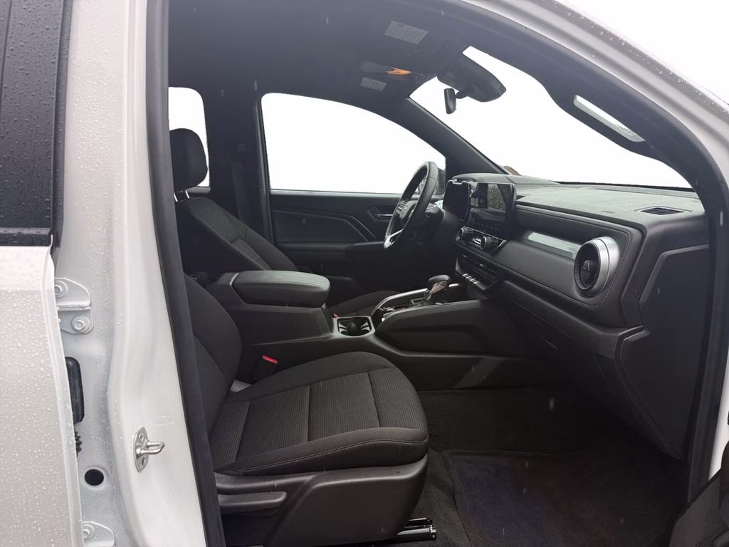 2024 Summit White Chevrolet Colorado LT RWD Truck
