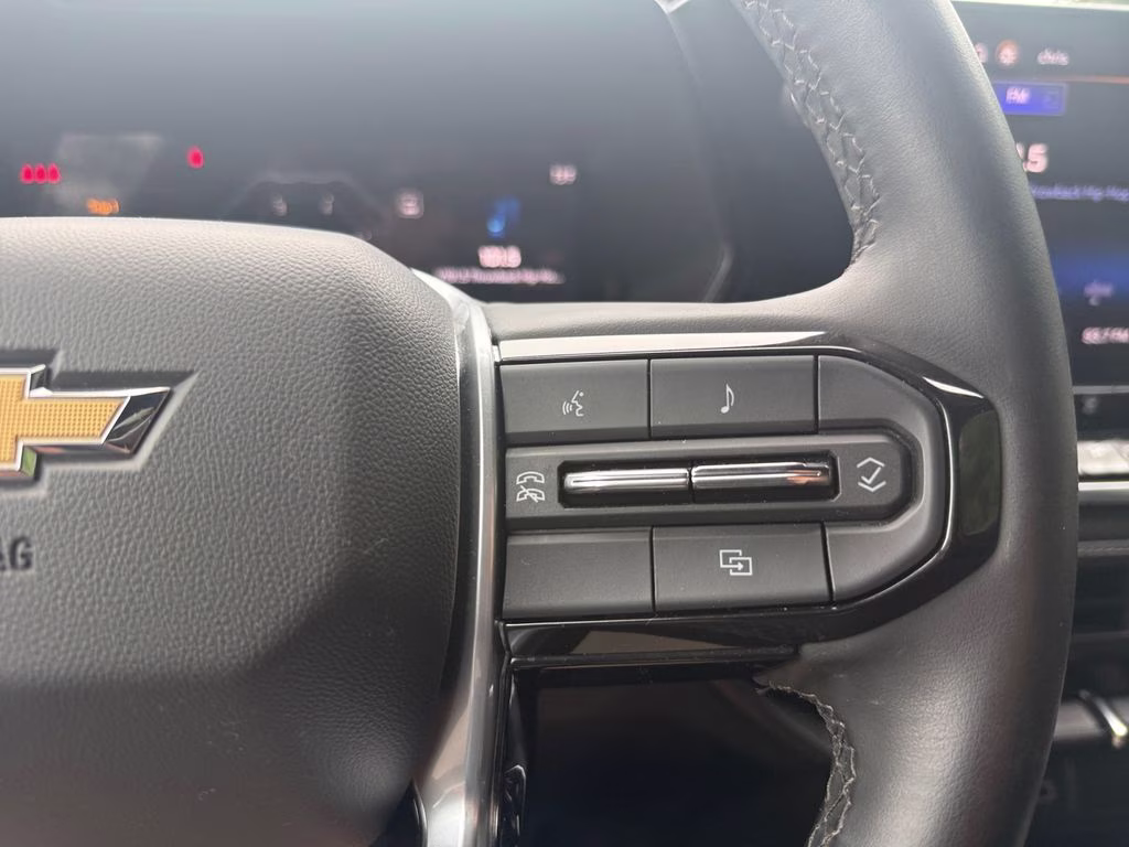2024 Summit White Chevrolet Colorado LT RWD Truck