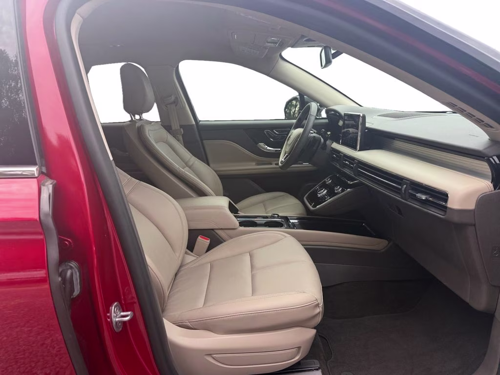 2022 Red Lincoln Corsair Standard FWD SUV