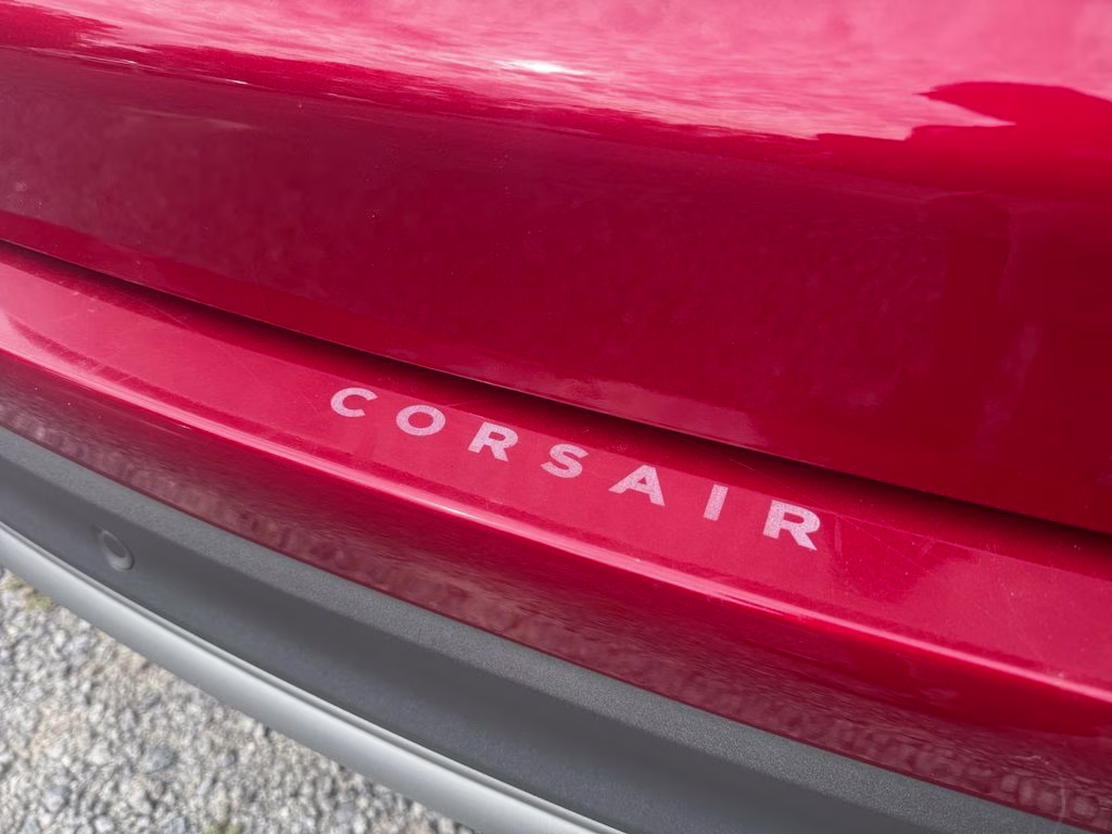 2022 Red Lincoln Corsair Standard FWD SUV
