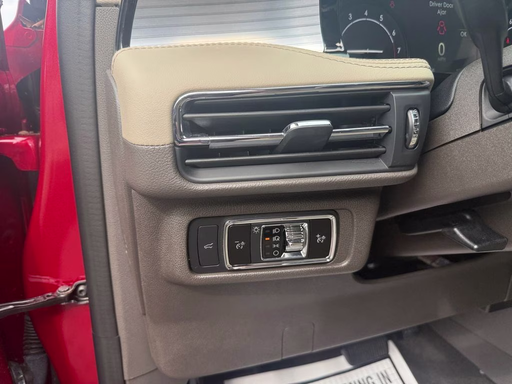 2022 Red Lincoln Corsair Standard FWD SUV