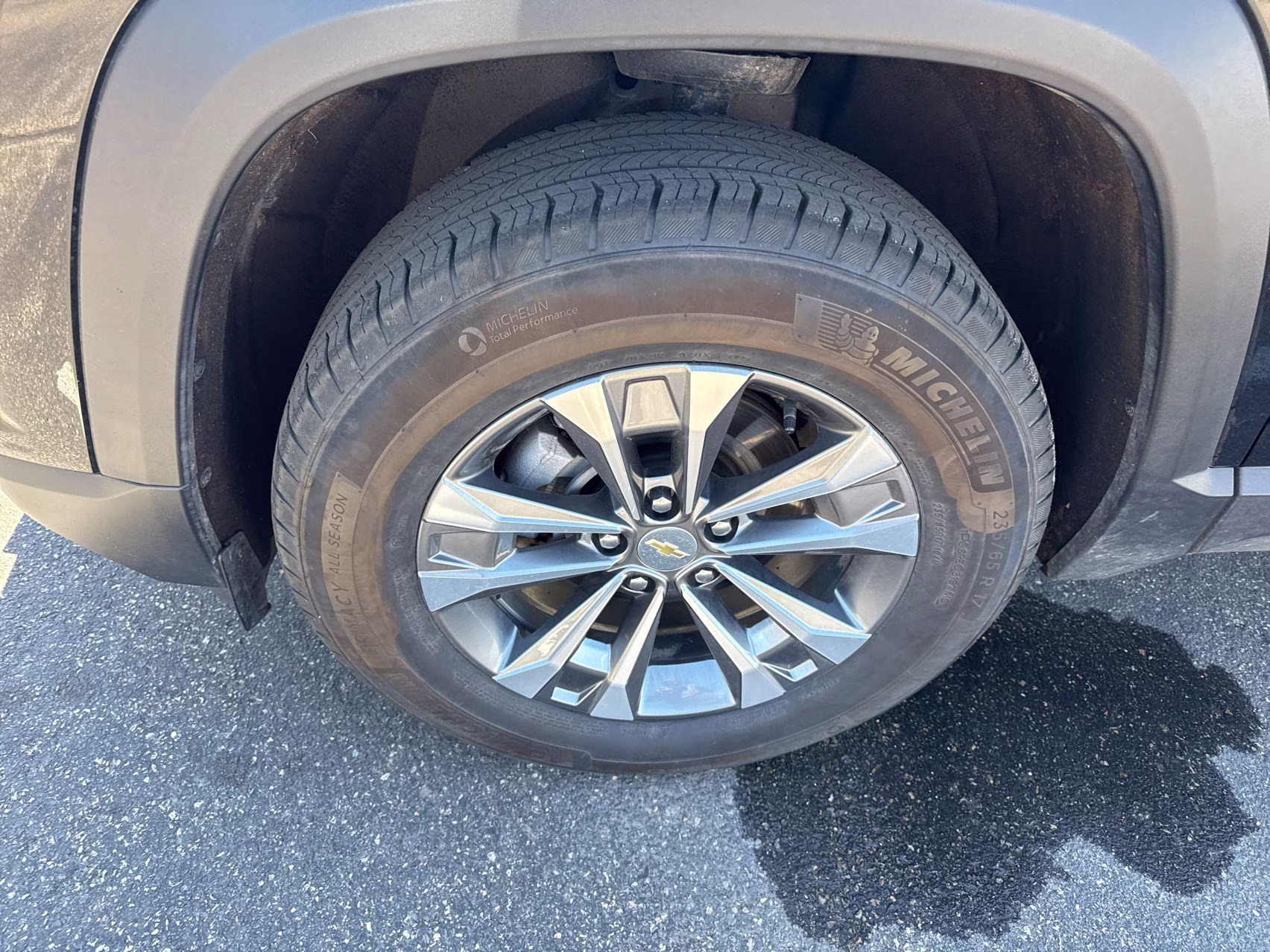 2025 Mosaic Black Metallic Chevrolet Equinox LT AWD SUV