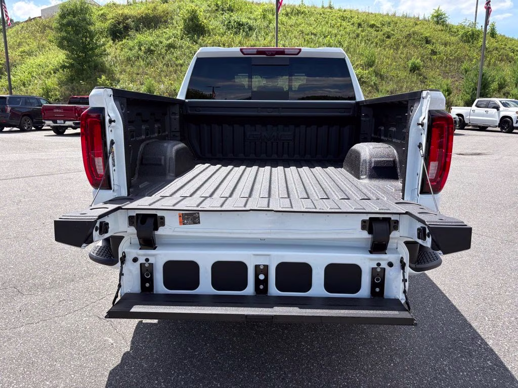 2026 Summit White GMC Sierra 1500 AT4 4X4 Truck