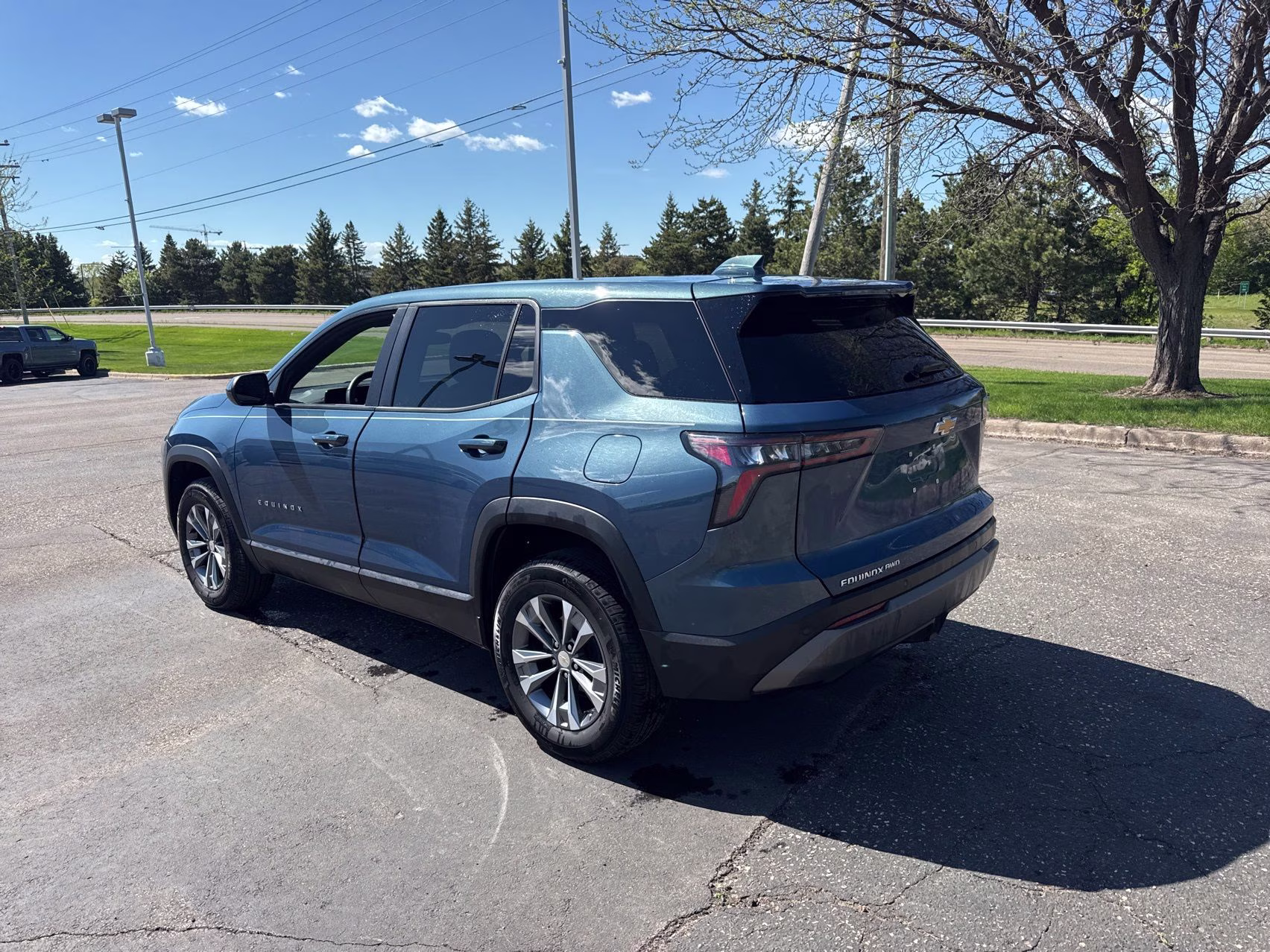 2025 Lakeshore Blue Metallic Chevrolet Equinox LT AWD SUV
