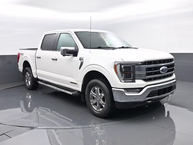 2022 White Metallic Ford F-150 Lariat 4X4 Truck