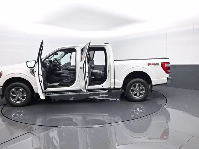 2022 White Metallic Ford F-150 Lariat 4X4 Truck