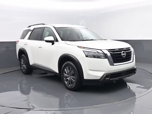 2025 Glacier White Nissan Pathfinder SV 4X4 SUV