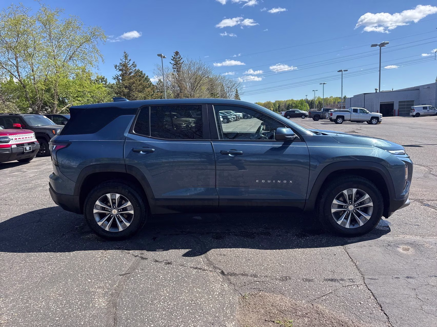 2025 Lakeshore Blue Metallic Chevrolet Equinox LT AWD SUV