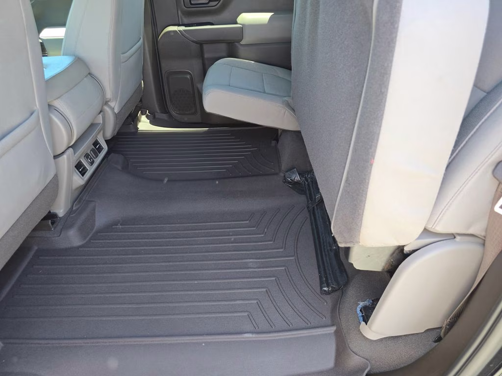 2022 Black Chevrolet Silverado 1500 LTD LT 4X4 Truck