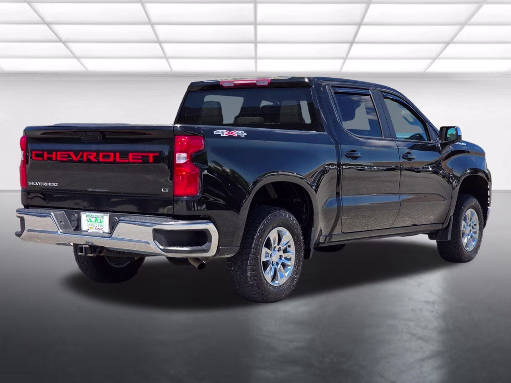 2022 Black Chevrolet Silverado 1500 LTD LT 4X4 Truck