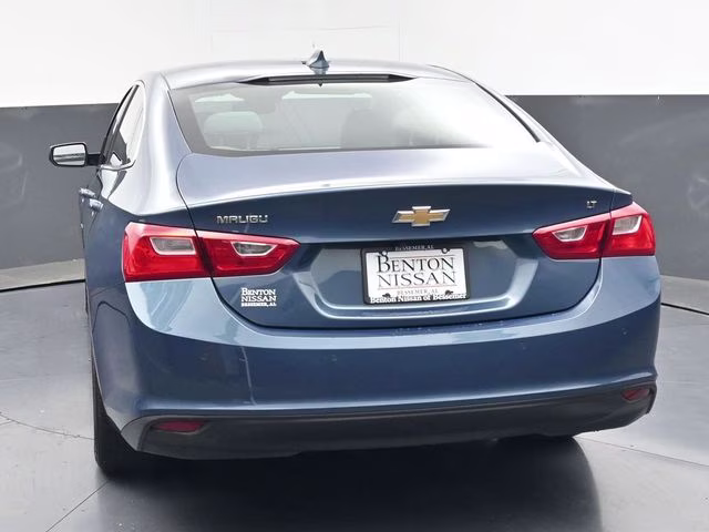 2024 Lakeshore Blue Metallic Chevrolet Malibu LT FWD Sedan