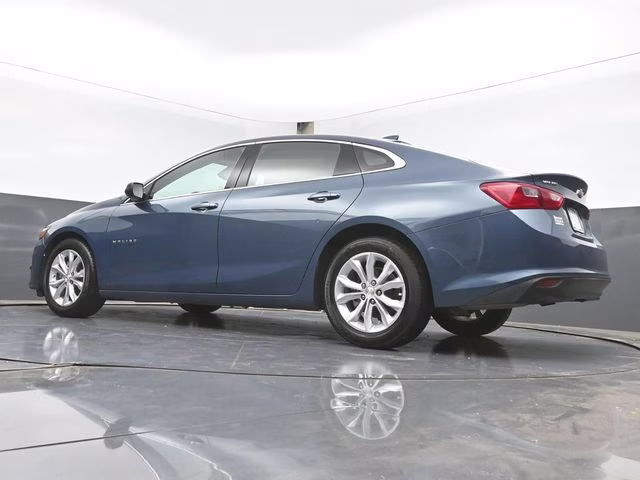 2024 Lakeshore Blue Metallic Chevrolet Malibu LT FWD Sedan