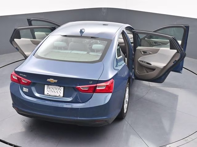 2024 Lakeshore Blue Metallic Chevrolet Malibu LT FWD Sedan