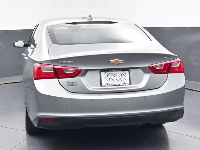 2024 Sterling Gray Metallic Chevrolet Malibu LT FWD Sedan